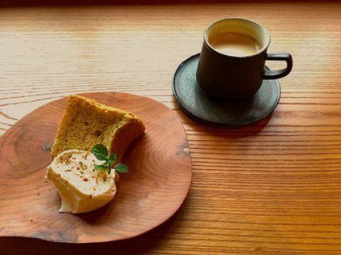 飛騨山椒七味のシフォンケーキセット